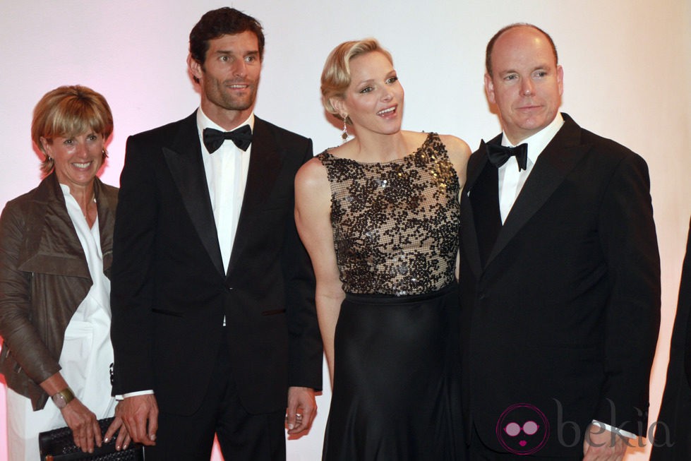 Los Príncipes de Mónaco con Mark Webber y su mujer en la gala posterior al Gran Premio de F1 de Mónaco