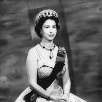 La Reina Isabel II de Inglaterra en 1957