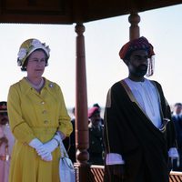 La Reina Isabel II en una visita a OmÃ¡n en 1979