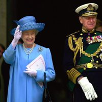 La Reina Isabel y el Duque de Edimburgo en el Jubileo de Oro de 2002