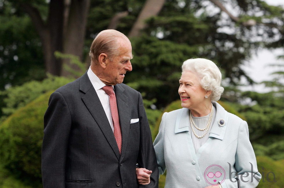 La Reina Isabel II y el Duque de Edimburgo en sus Bodas de Diamante