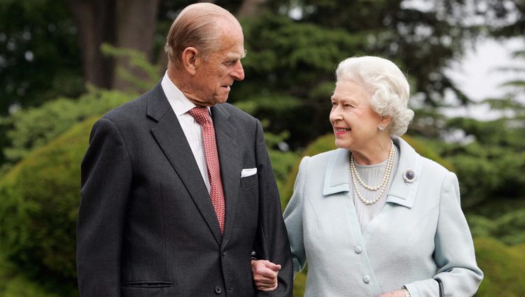 La Reina Isabel II y el Duque de Edimburgo en sus Bodas de Diamante