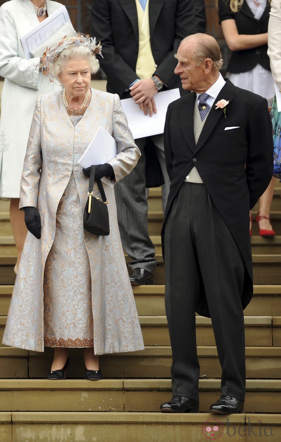 La Reina Isabel II y el Duque de Edimburgo en la boda de su nieto Peter Phillips en 2008