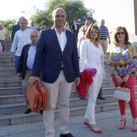 Juan Muñoz, Nuria González y Ana Rosa Quintana en una corrida de toros de San Isidro 2012