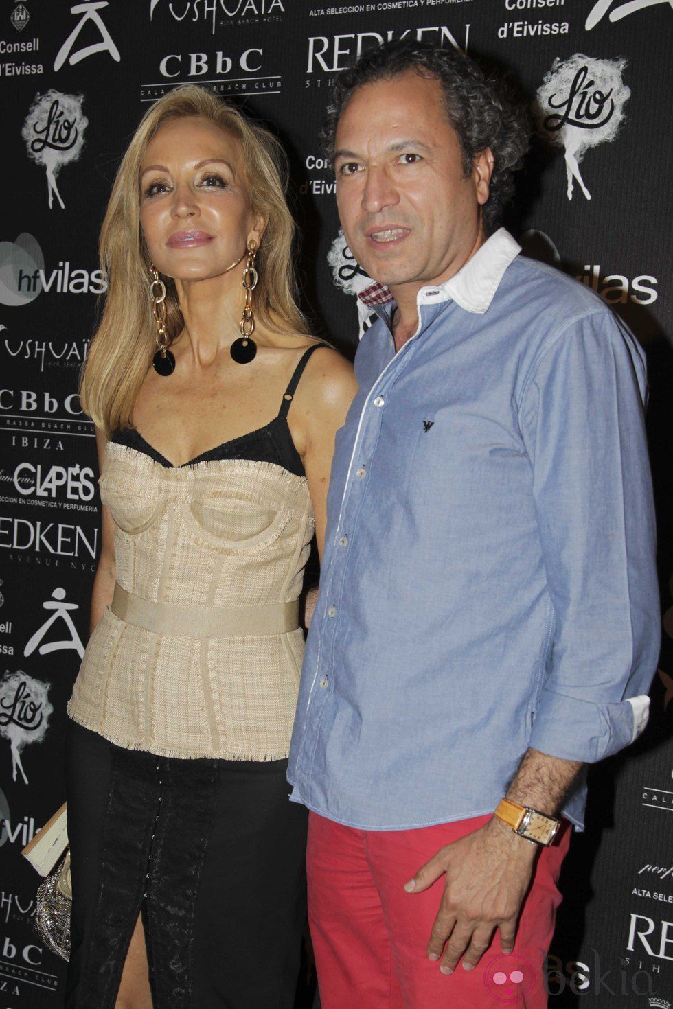 Carmen Lomana y Ángel Casaña una fiesta en Ibiza