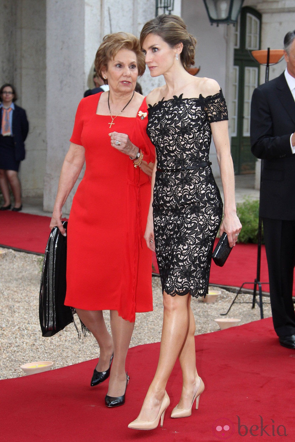 María Cavaco Silva y la Princesa Letizia en el Palacio de Queluz