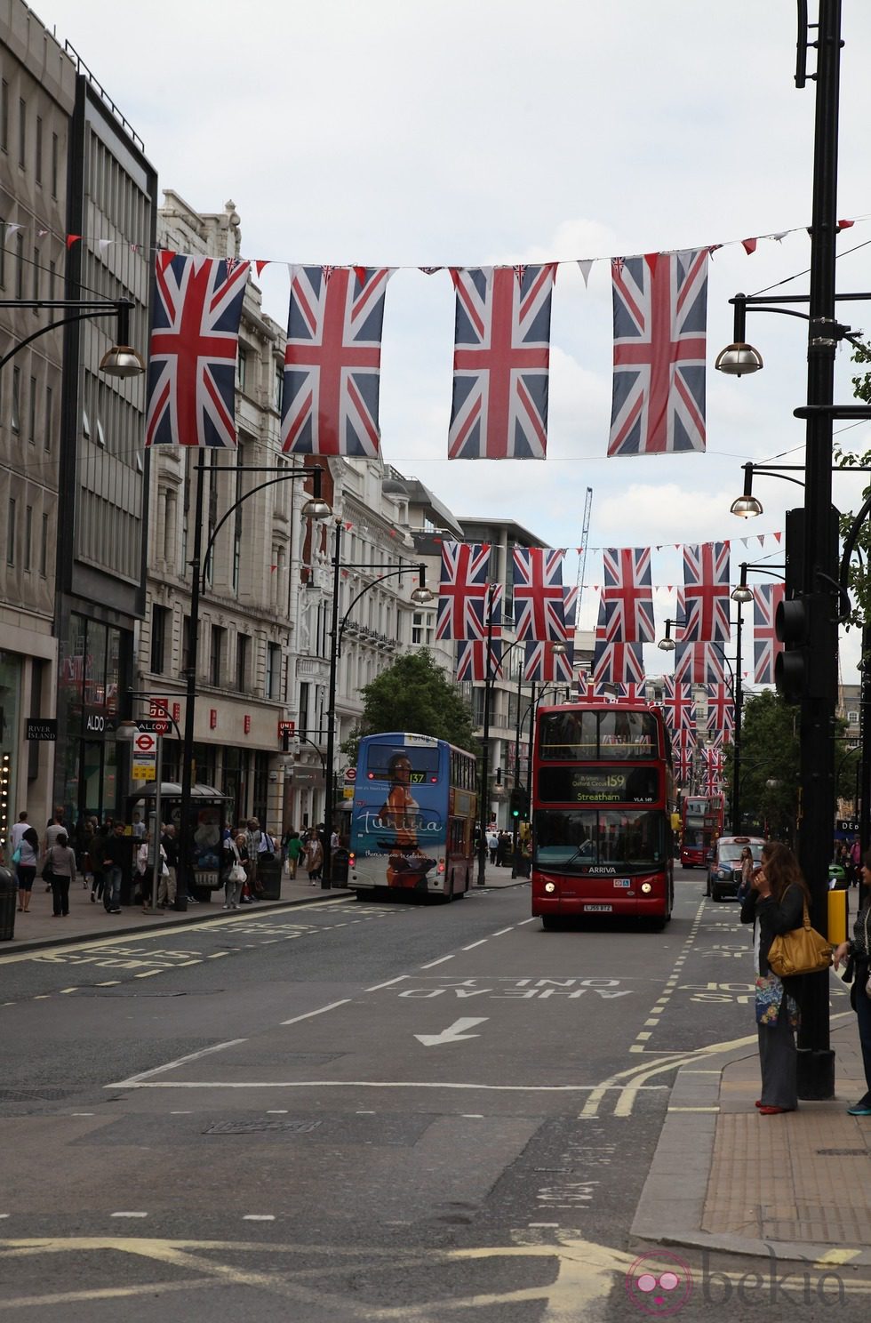 Oxford Street decorada para el Jubileo de Isabel II