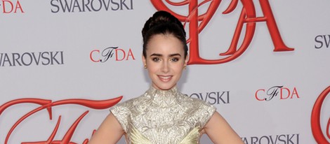 Lily Collins en los Premios CFDA 2012