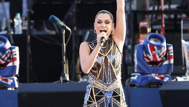 Jessie J en el concierto del Jubileo de Diamante de la Reina Isabel II