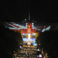 Luces y colores en el concierto del Jubileo de la Reina Isabel en Londres