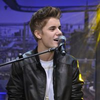 Justin Bieber emocionado cantando Boyfriend en 'El Hormiguero'