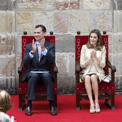 Los Príncipes Felipe y Letizia en la entrega del Premio Príncipe de Viana de la Cultura 2012