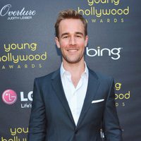 James Van der Beek en los Young Hollywood Aawrds 2012