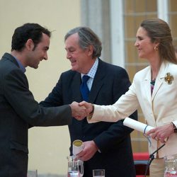 La Infanta Elena durante la entrega los Premios del Concurso de Pintura de Patrimonio Nacional