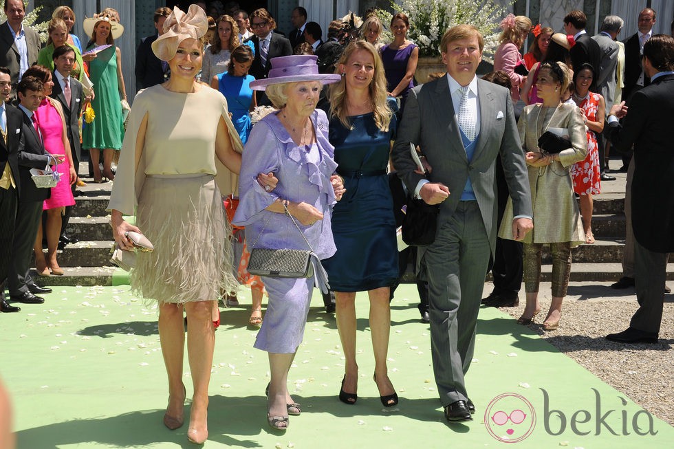 La Reina Beatriz, la Princesa Mabel y Guillermo y Máxima de Holanda en la boda de María Carolina de Borbón-Parma