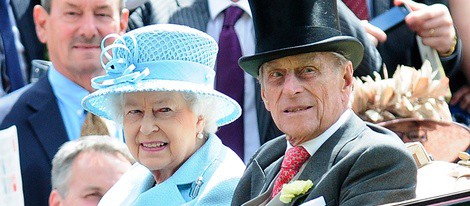 La Reina Isabel y el Duque de Edimburgo en la inauguración de Ascot 2012