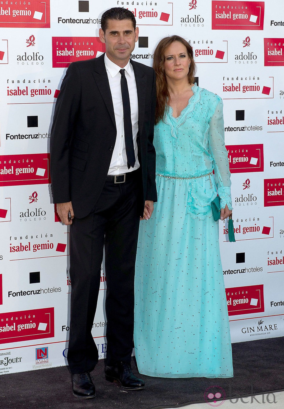 Fernando Hierro y su mujer en la cena de la Fundación Isabel Gemio