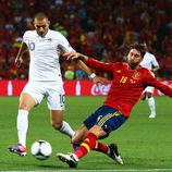 Sergio Ramos y Benzema en el España - Francia de la Eurocopa 2012