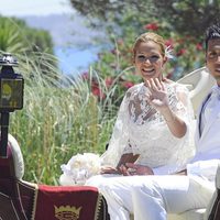 Tamara Gorro y Ezequiel Garay llegan a su boda en carroza de caballos