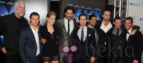 Equipo de 'Magic Mike' en la premiere de la película en Los Angeles