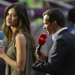 Sara Carbonero durante la semifinal de España contra Portugal en la Eurocopa 2012