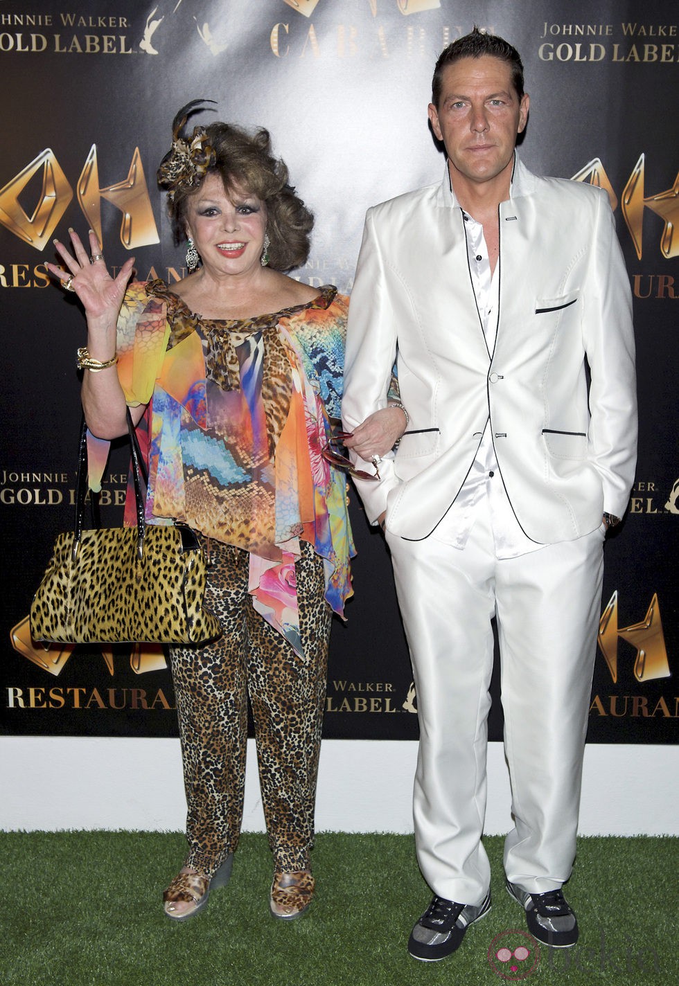 Marujita Díaz y Óscar Lozano en la inauguración de Oh Cabaret