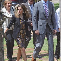 Los Príncipes Felipe y Letizia a su llegada a un almuerzo en Girona