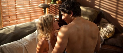 Brandon Routh y Anita Briem en la película 'Dylan Dog: los muertos de la noche'