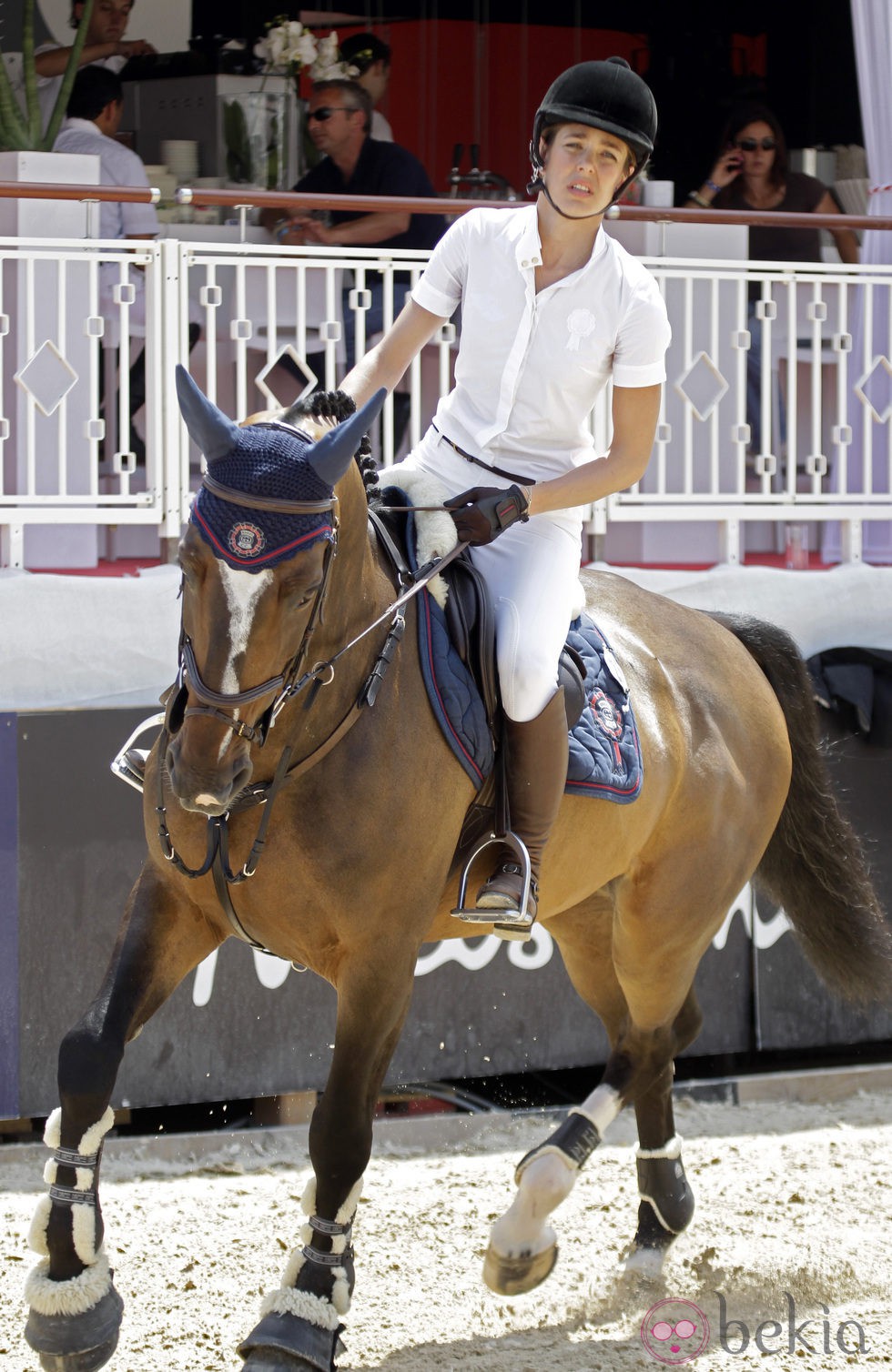 Carlota Casiraghi compite en el Concurso de Saltos de Monte Carlo 2012