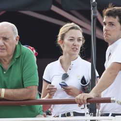 Amancio Ortega, Marta Ortega y Sergio Álvarez en el Concurso de Saltos de Monte Carlo