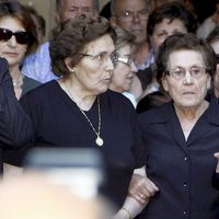 La abuela de Sara Carbonero en el entierro de Santos Arévalo