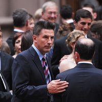 Billy Baldwin en la boda de su hermano Alec Baldwin