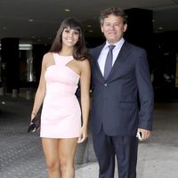 Cristina Pedroche y Miki Nadal en la boda de Patricia Conde