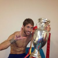 Sergio Ramos dedicando la Eurocopa 2012 a Lara Álvarez