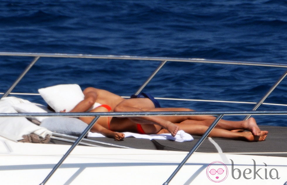 Cristiano Ronaldo e Irina Shayk muy cariñosos en Saint-Tropez