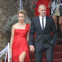 Víctor Valdés y su mujer Yolanda Cardona en la boda de Andrés Iniesta y Anna Ortiz