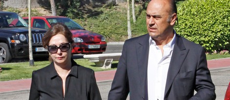 Ana Rosa Quintana y Juan Muñoz en el funeral de Pedro Rodríguez