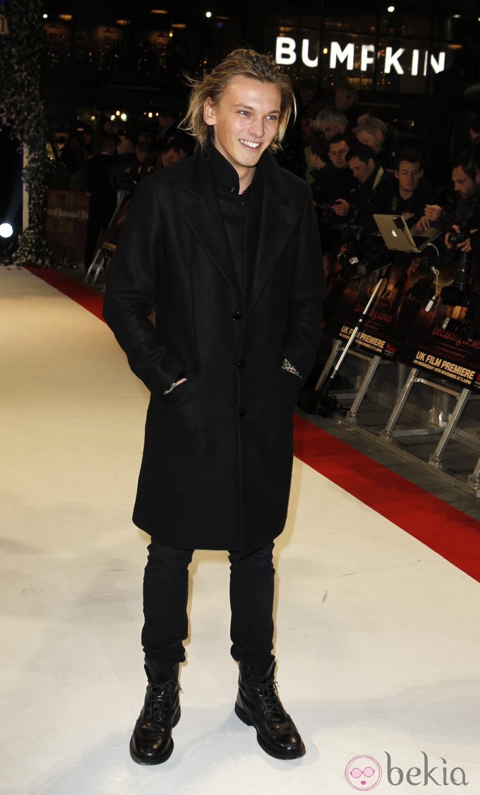 Jamie Campbell en el estreno de Crepúsculo