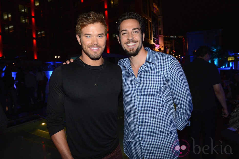 Kellan Lutz y Zachary Levi en el estreno de 'Amanecer. Parte 2' en la Comic-Con 2012