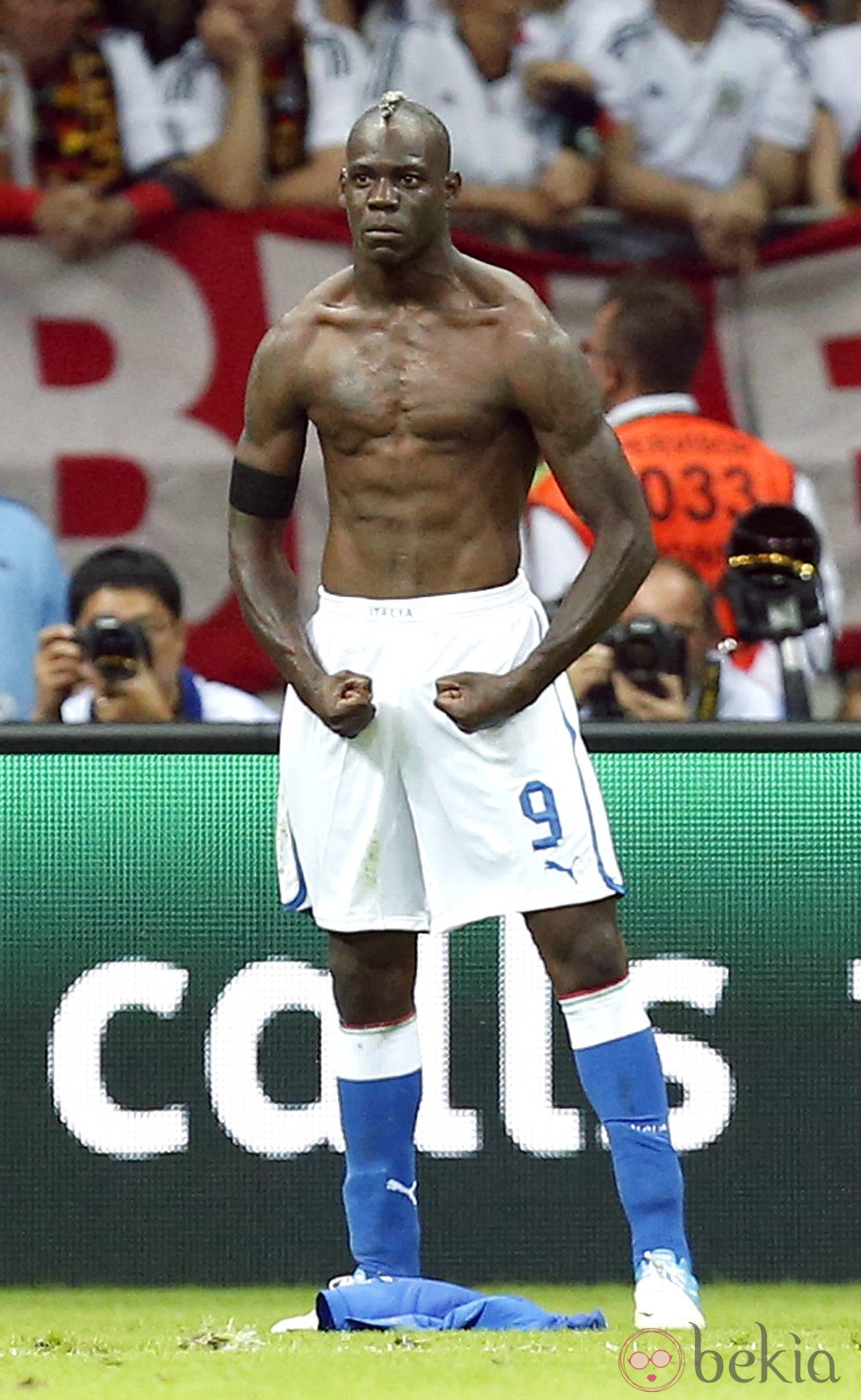 Mario Balotelli celebra un gol en la Eurocopa 2012