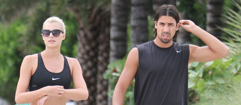 Sami Khedira y Lena Gercke hacen deporte durante sus vacaciones en Miami