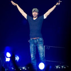 Enrique Iglesias durante un concierto en Canadá