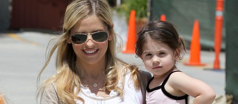 Sarah Michelle Gellar con su hija Charlotte