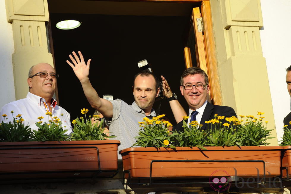 Andrés Iniesta durante su homenaje en Fuentealbilla