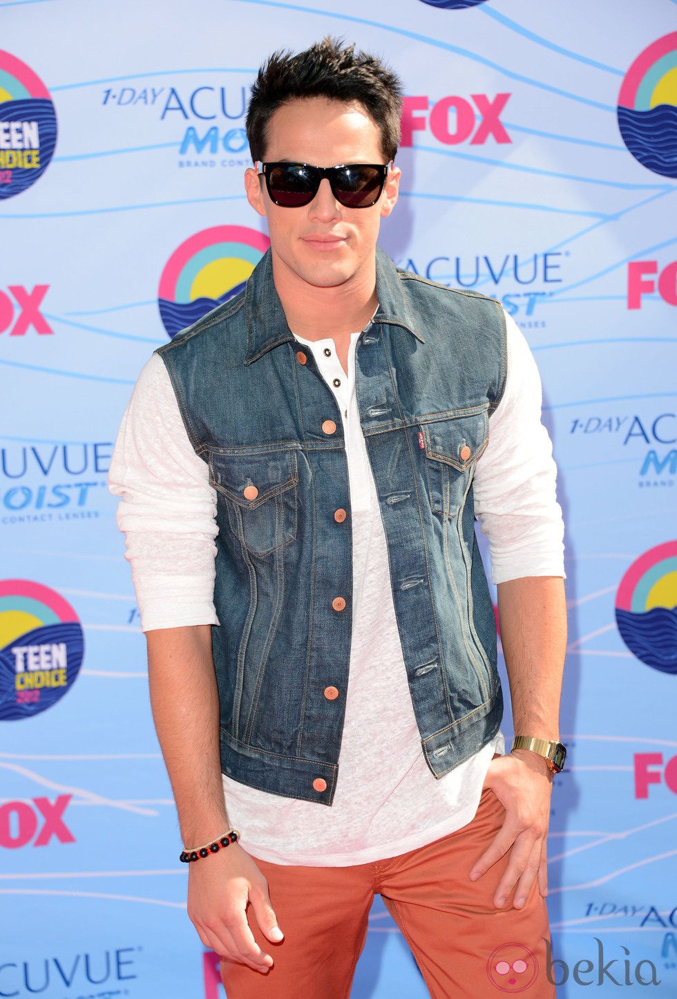 Michael Trevino en la gala Teen Choice Awards 2012 