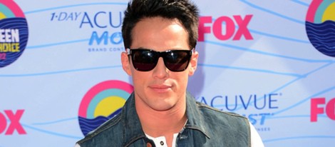 Michael Trevino en la gala Teen Choice Awards 2012 