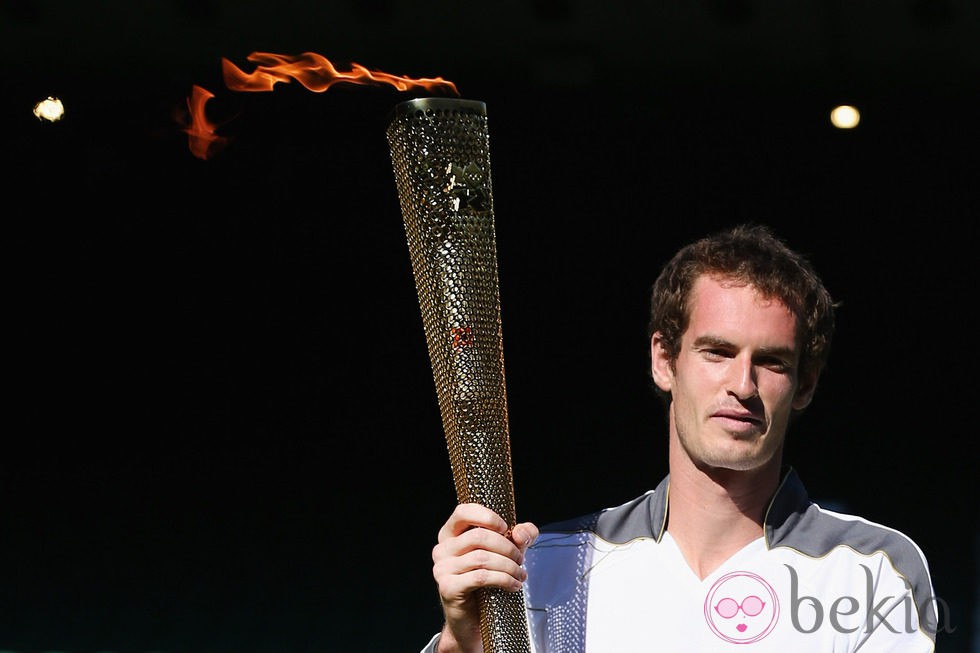 Andy Murray con la antocha olímpica de Londres 2012