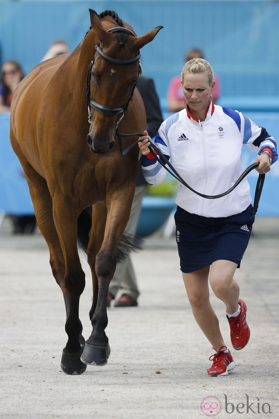 Zara Phillips compite en Londres 2012