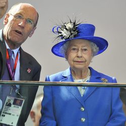 La Reina Isabel II en una competición de Londres 2012