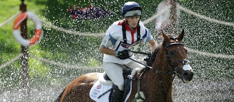 Zara Phillips compite en Londres 2012 a lomos de High Kingdom